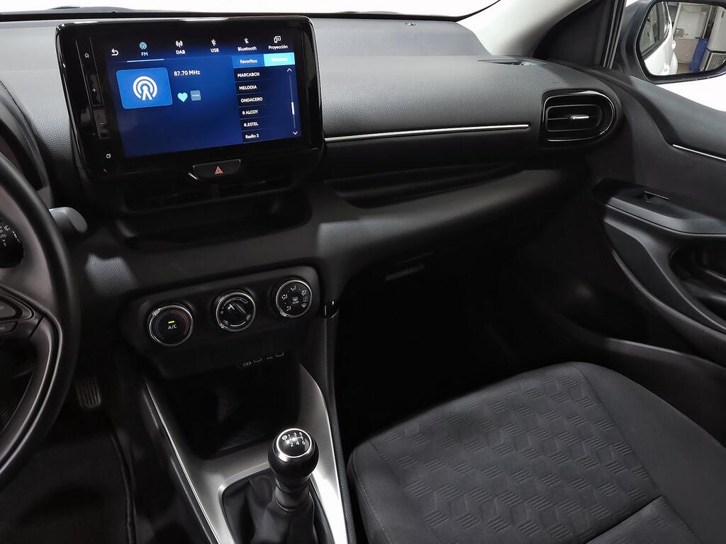 Toyota Yaris 1.5 125 S-Edition  //  38.615 km