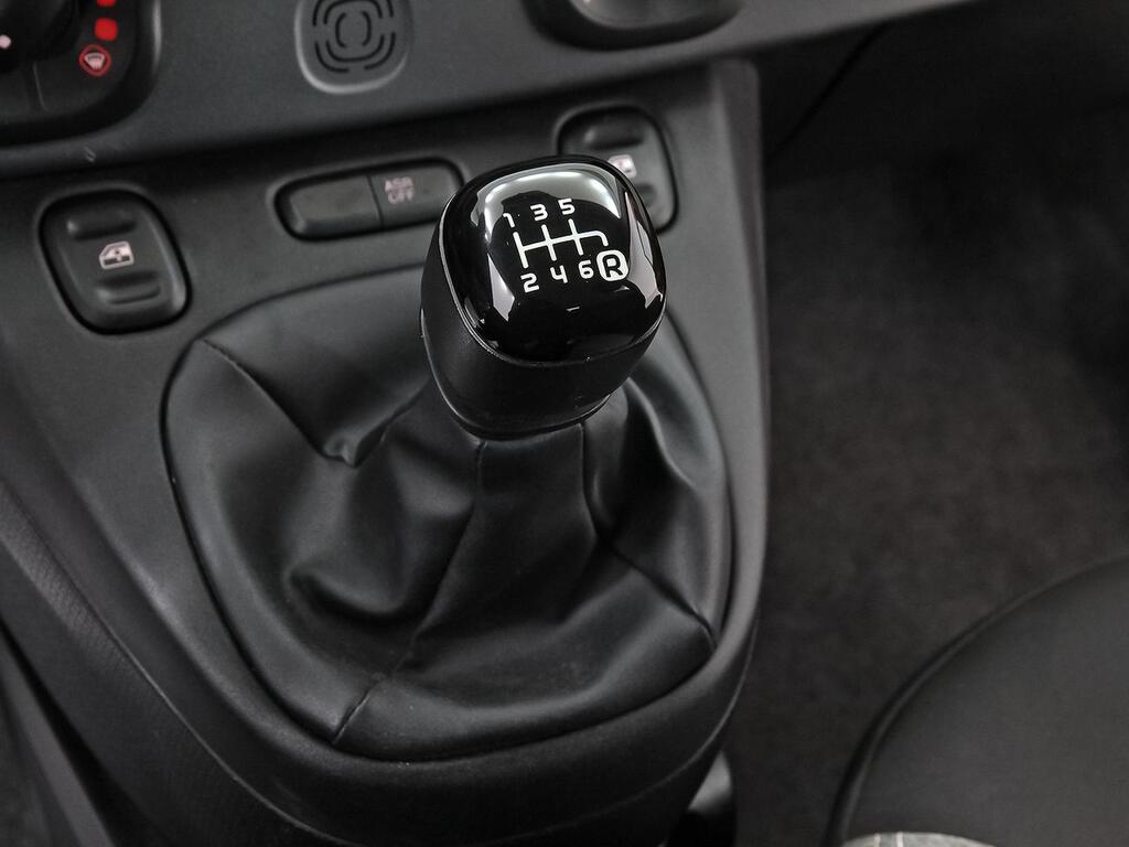 Fiat Panda City Life Hybrid 1.0 Gse 51kw (70CV)  //  54.845 km