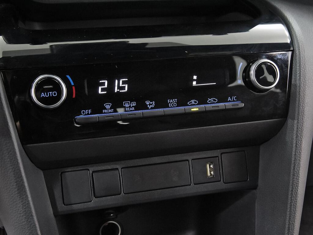 Toyota Yaris Cross 1.5 120H Active Tech  //  34.205 km