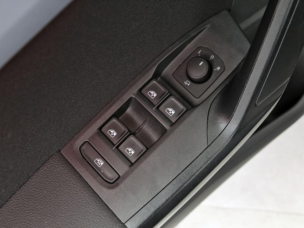kmSEAT Ibiza 1.0 TSI 81kW (110CV) FR XS  //  14.477 km