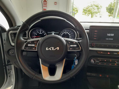 Kia Ceed 1.0 T-GDi 74kW (100CV) Concept //  1 km