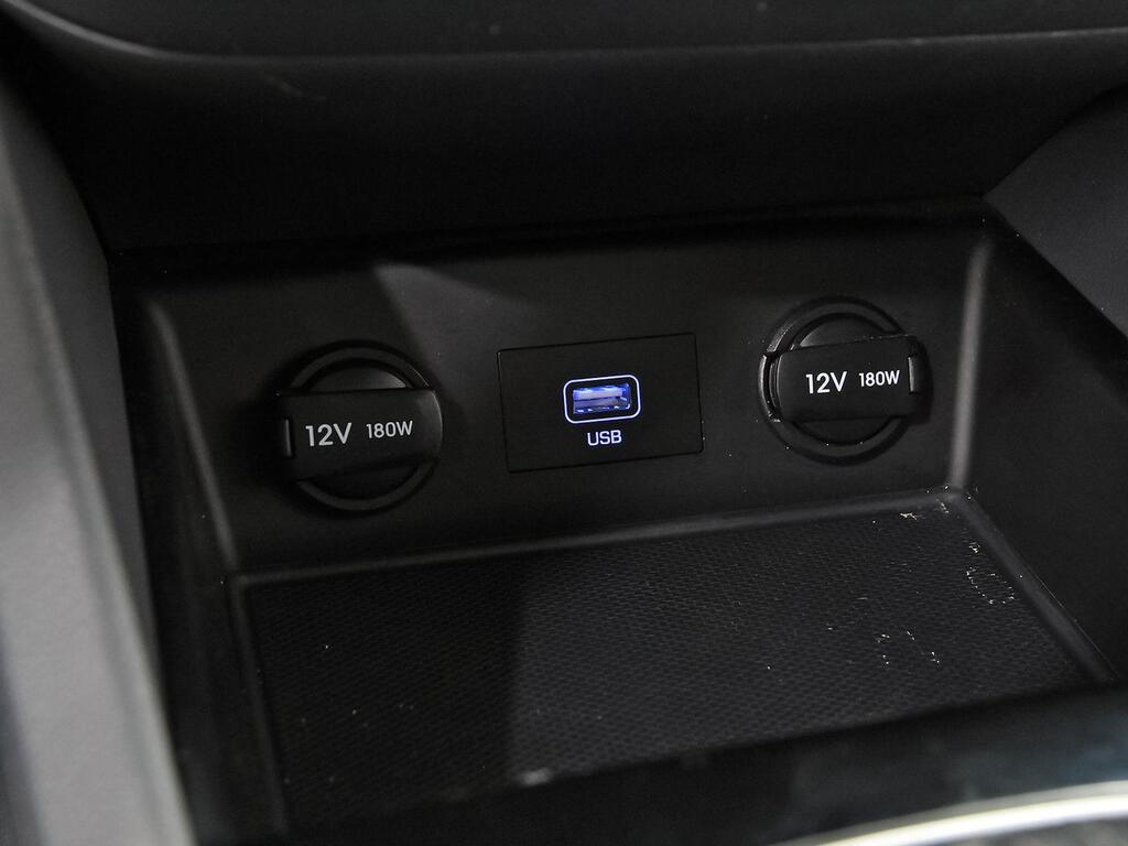 Hyundai IONIQ 1.6 GDI HEV Tecno DCT  //  78.240 km