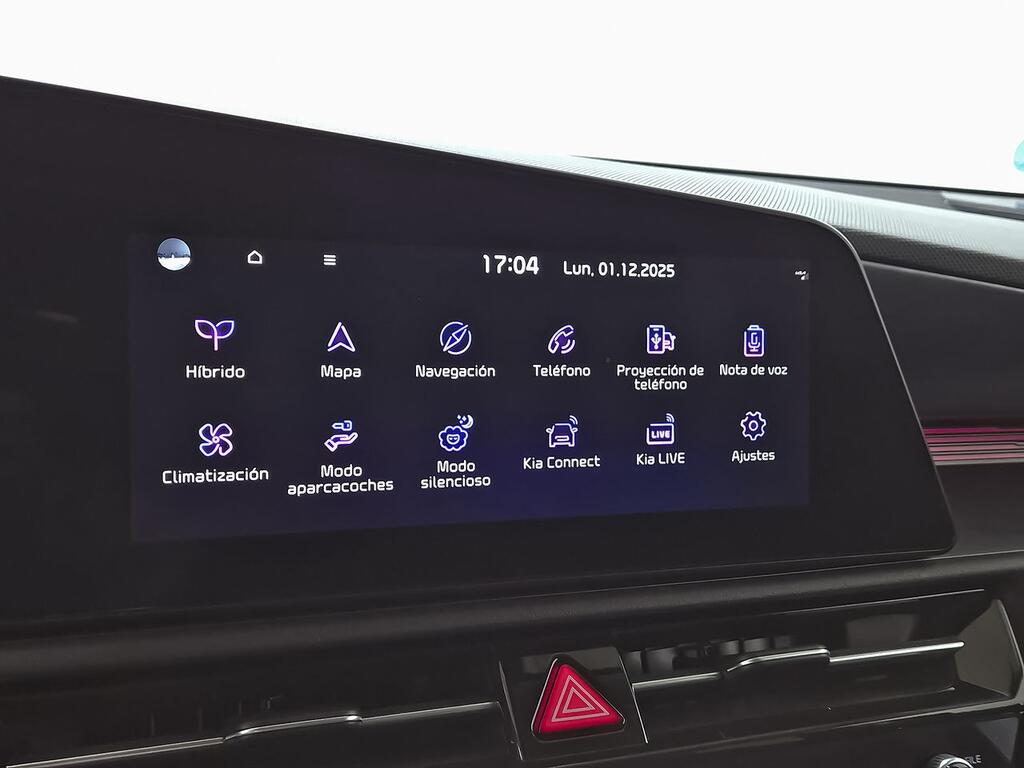 Kia Niro 1.6 GDi HEV 104kW (141CV) Emotion  //  24.500 km