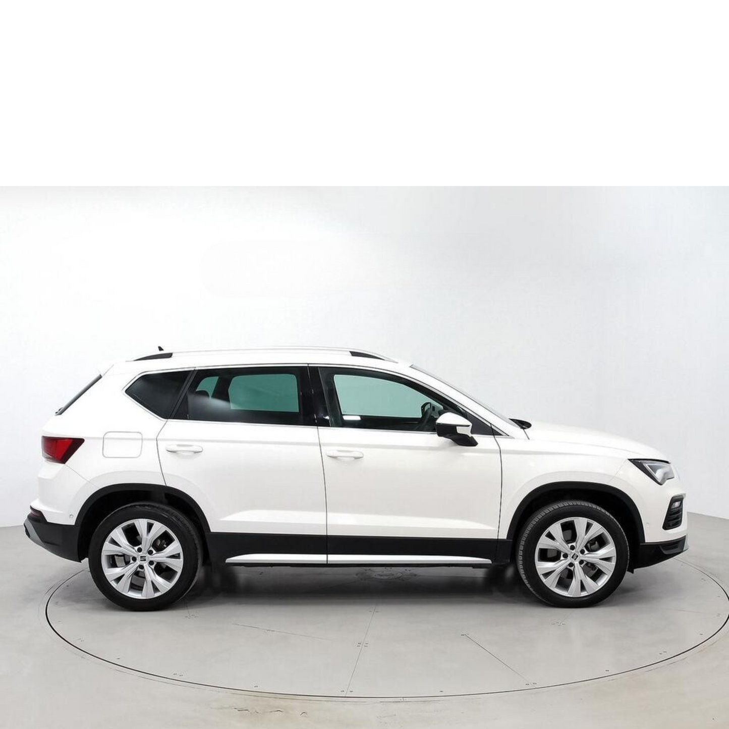 SEAT Ateca 2.0 TDI 110kW DSG S&S X-Perience XM  //  14.934 km