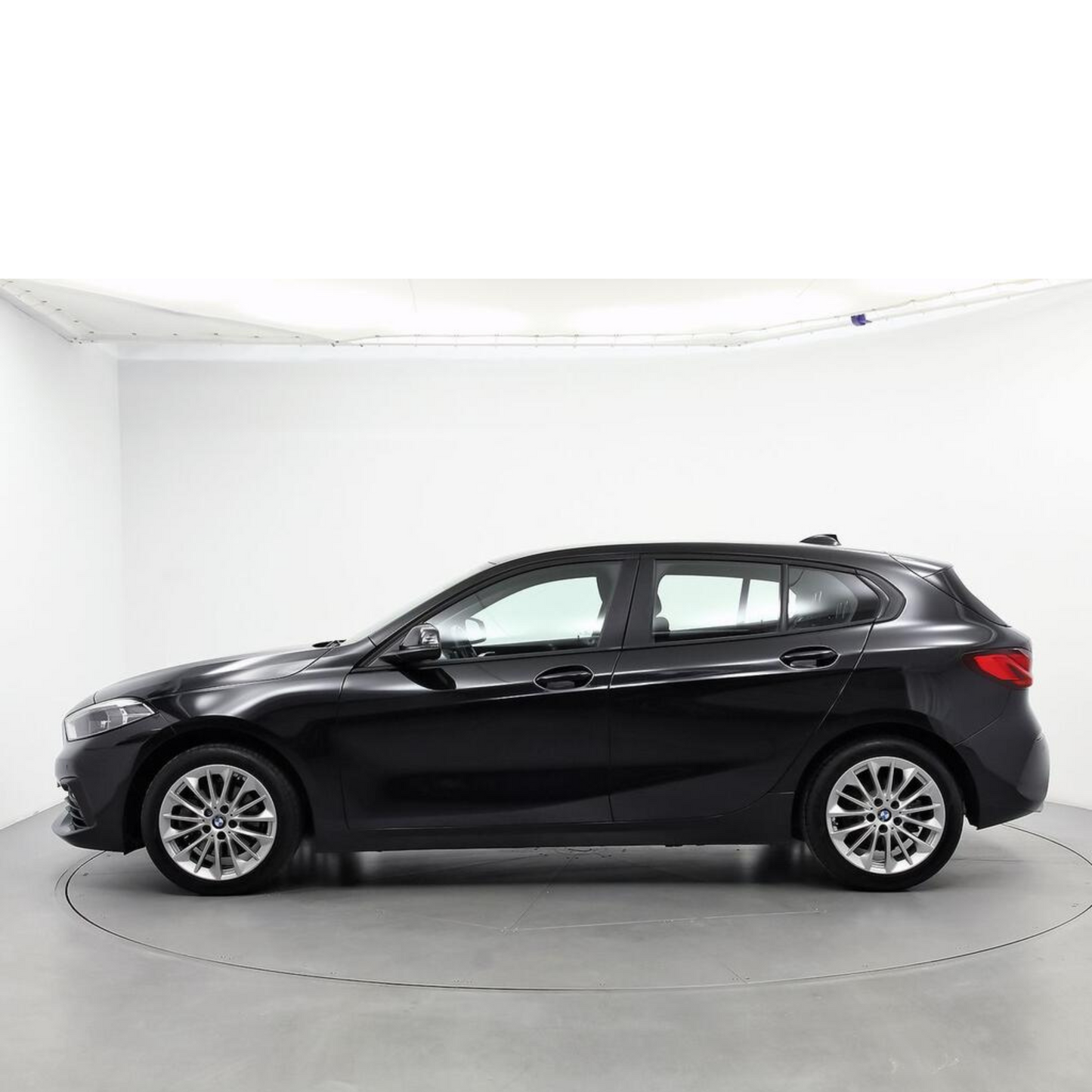 BMW Serie 1 118i  (140 CV)  //  63.400 km