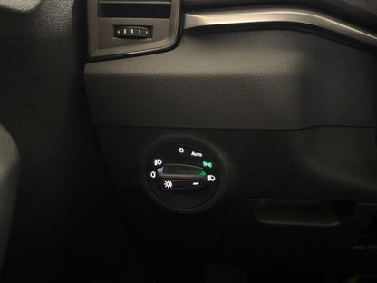 Skoda Karoq 1.5 TSI 110kW (150CV) DSG ACT Selection   //  18.855 km