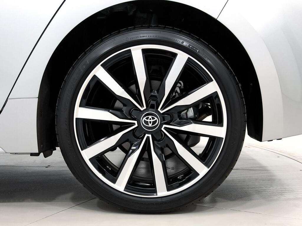 Toyota Corolla 140H Style Edition  //  16.950 km