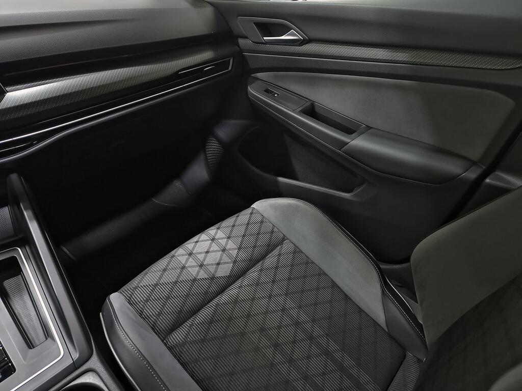 Volkswagen Golf R-Line 1.5 eTSI 110kW (150CV) DSG  //  52.474 km