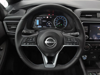 Nissan Leaf 40kWh Acenta 150 CV // 5 km