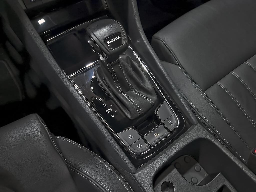 Skoda Karoq 1.5 TSI 110kW (150CV) DSG ACT Sportline  //  10.959 km