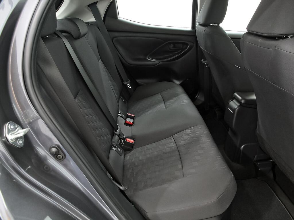 Toyota Yaris 1.5 120H Active Plus  //  29.868 km