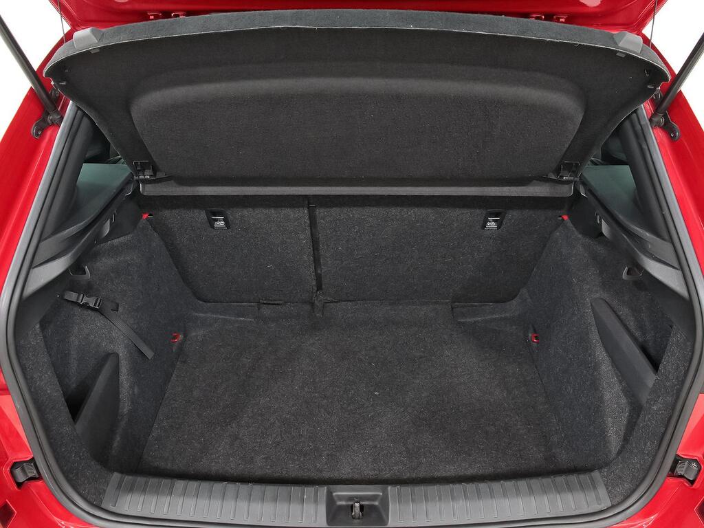 Skoda Kamiq 1.0 TSI 81kW (110CV) SCOUT //  73.118 km