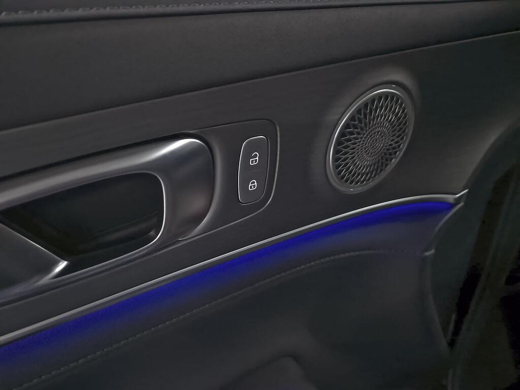 Ebro S800 1.5 TGDI PHEV Luxury E-CVT  //  7.800 km