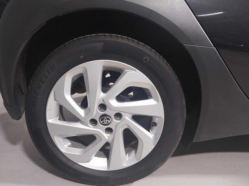 Toyota Aygo X Cross 1.0 VVT-I 72CV Play  //  34.578 km