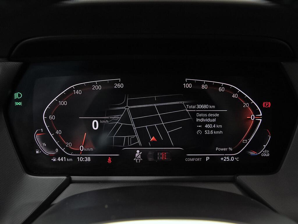 BMW Serie 1 118i Corporate Auto 140 cv  //  30.667 km