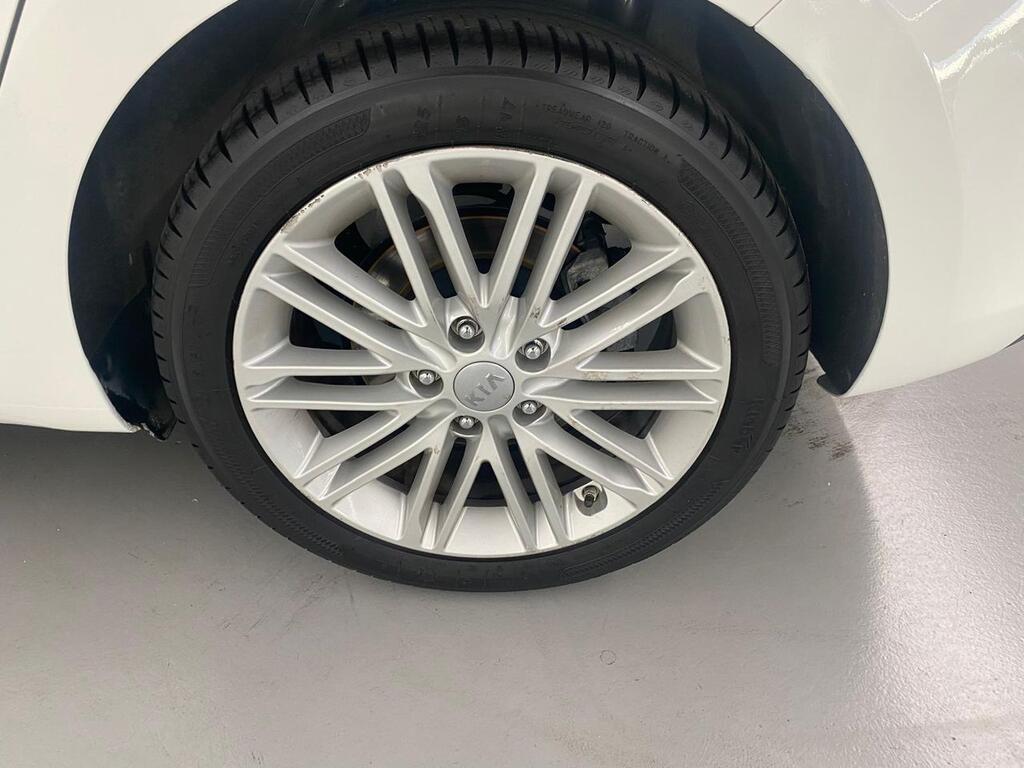 Kia Carens 1.6 GDi 99kW (135CV) Drive  //  59.677 km