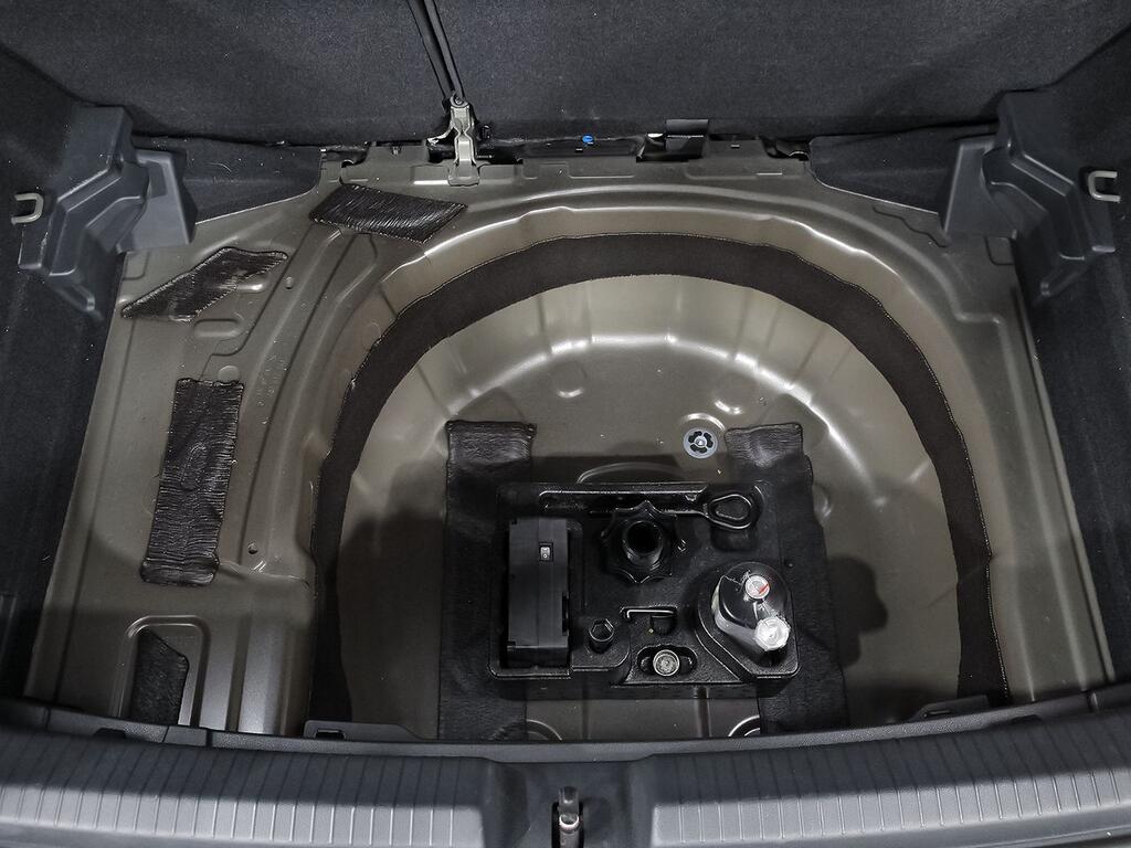 Volkswagen Polo R-Line 1.0 TSI 70kW (95CV) DSG //  20.744 km