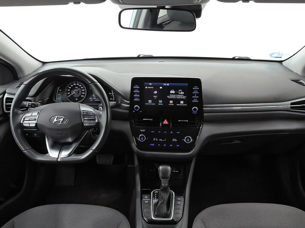 Hyundai IONIQ 1.6 GDI HEV Tecno DCT  //  78.240 km