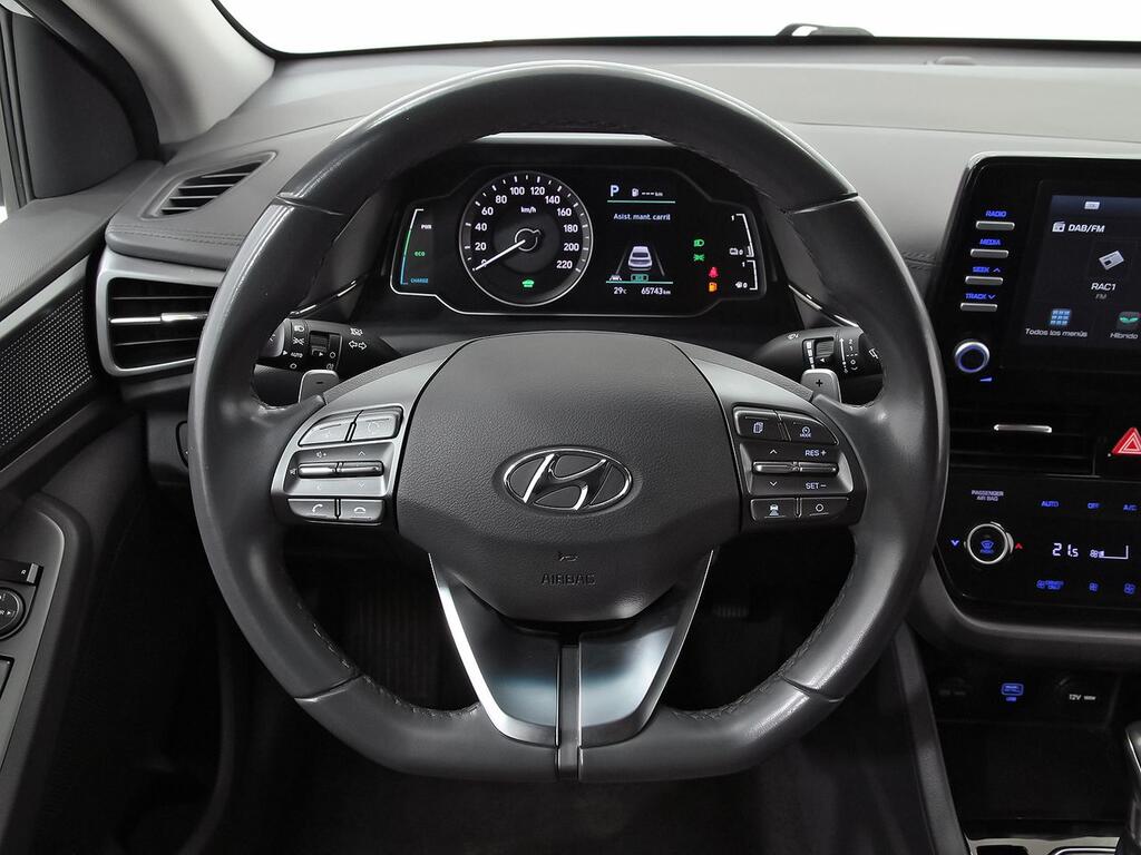 Hyundai IONIQ 1.6 GDI HEV Tecno DCT  //  78.240 km