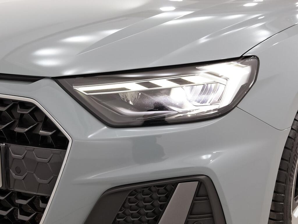 Audi A1 Sportback Adrenalin 30 TFSI 81kW S tron //  59.199 km
