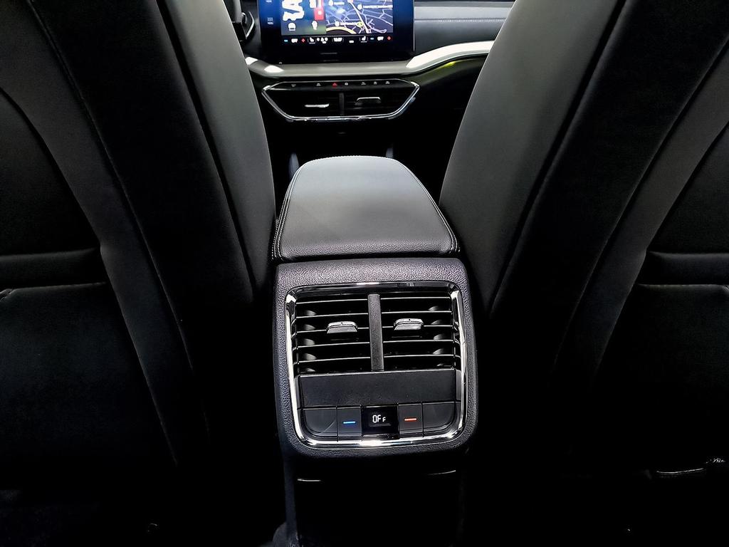 Skoda Octavia Combi 1.5 TSI 110kW DSG m-HEV Ambit Plus // 13.800 km