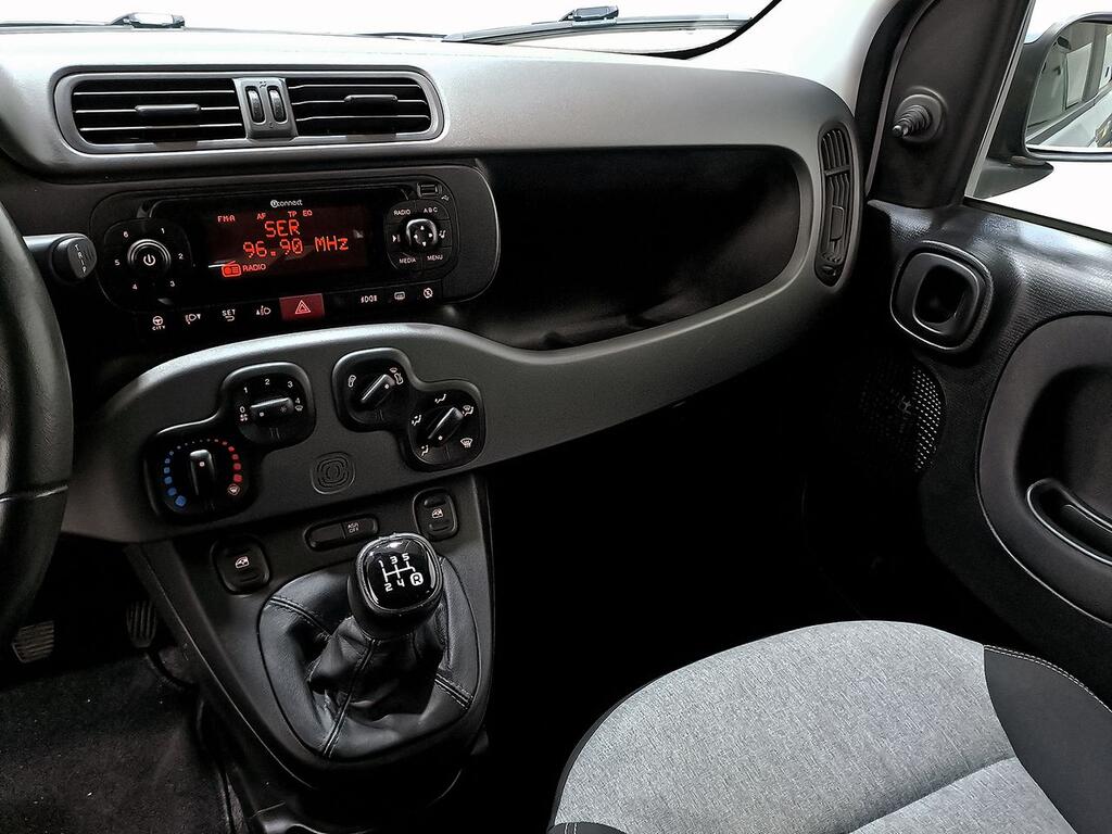 Fiat Panda 1.2 Lounge 51kW (69CV)  //  68.947 km