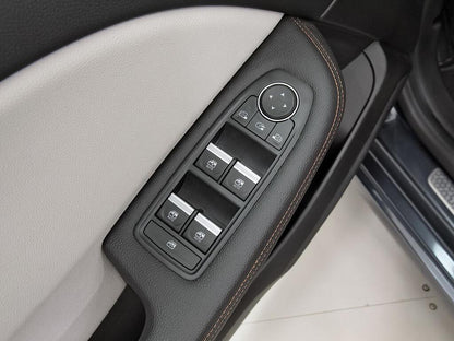 Renault Clio Initiale Paris E-Tech Híbrido 103 kW  //  16.216 km