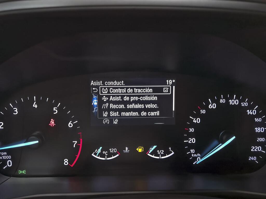 Ford Focus 1.0 Ecoboost MHEV 92kW ST-Line //  38.782 km