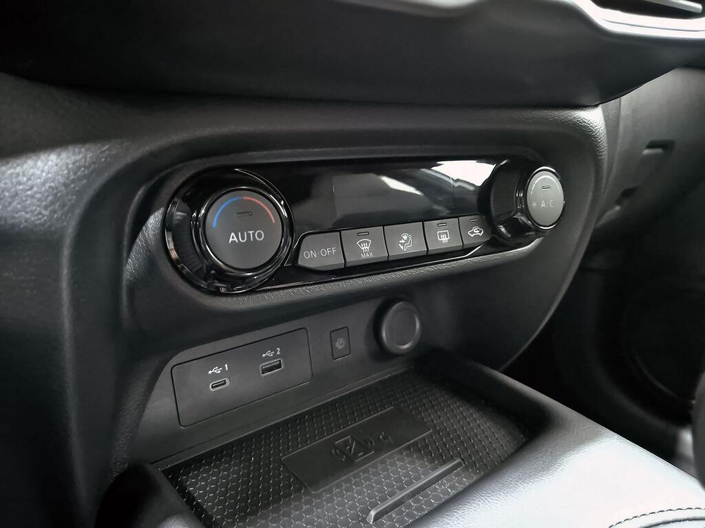 Nissan Juke DIG-T 84 kW (114 CV) DCT 7V N-Connecta  //  31.804 km