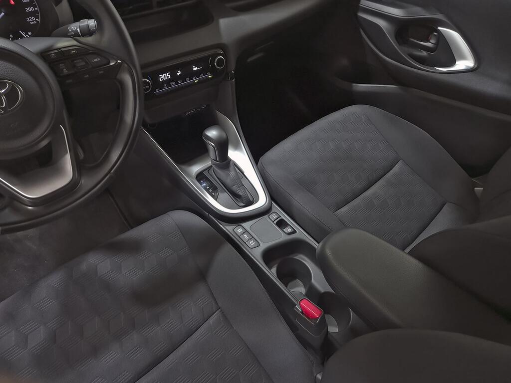 Toyota Yaris 1.5 120H Active Plus  //  31.594 km