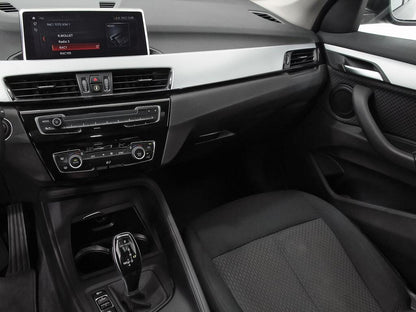 BMW X1 sDrive18i  //  71.441 km