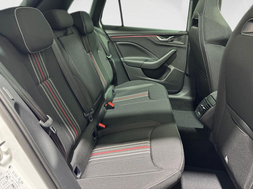 Skoda Kamiq 1.0 TSI 85kW (115CV) DSG MONTE CARLO 115 CV //  1.000 km