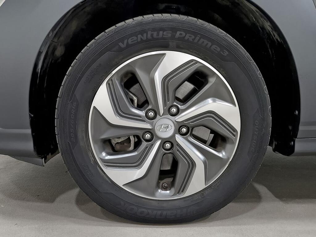 Hyundai Kona 1.6 GDI HEV Tecno 2C DCT  //  53.419 km