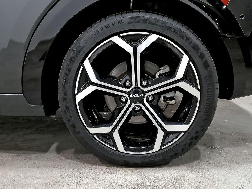 Kia Niro 1.6 GDi HEV 95kW  Drive  129CV  //  5.000 km