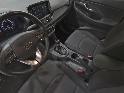 Hyundai i30 1.6 CRDI 85kW (116CV) Klass DCT  //  65.692 km