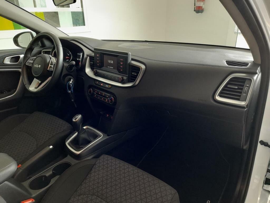 Kia Ceed 1.0 T-GDi 74kW (100CV) Concept //  1 km