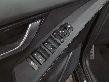 Kia Niro 1.6 GDi HEV 104kW (141CV) Emotion  //  24.500 km