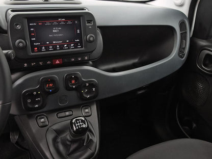 Fiat - Panda  70 cv 1.0 HEV 51kw+Pack Tech+Pack Style //  10.940 km