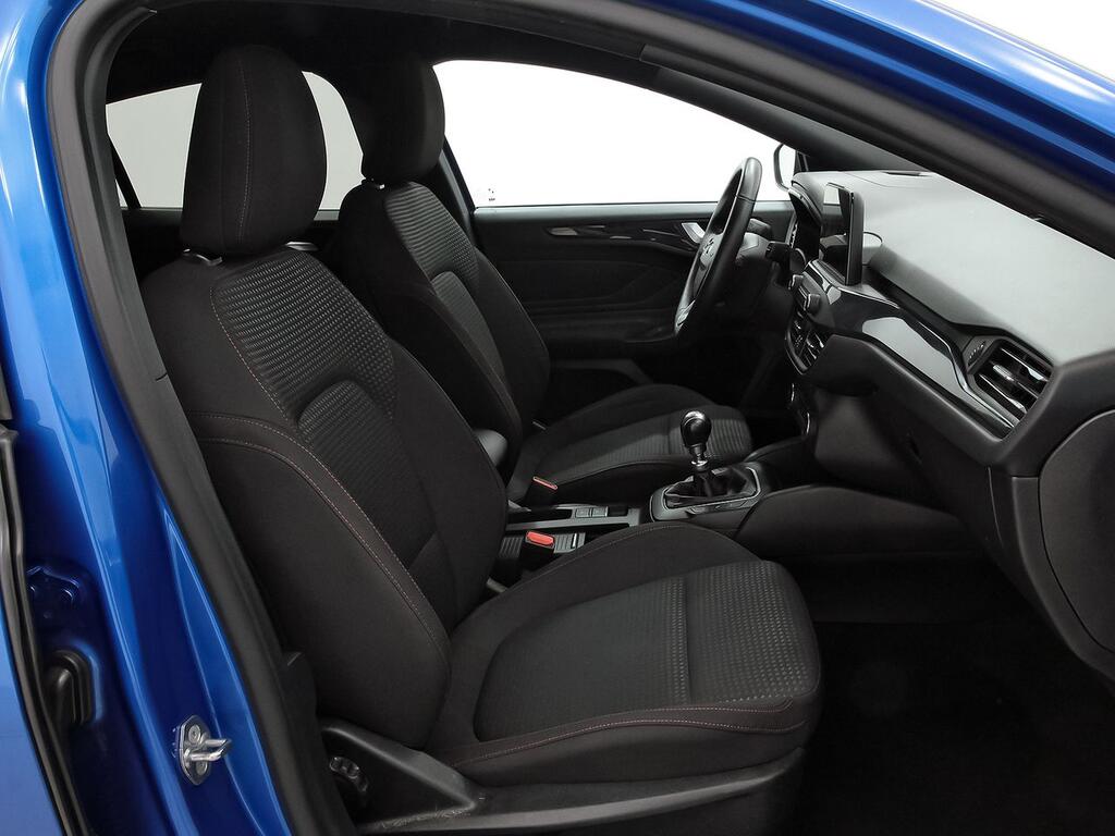 Ford Focus 1.0 Ecoboost MHEV 92kW ST-Line  // 78.098 km