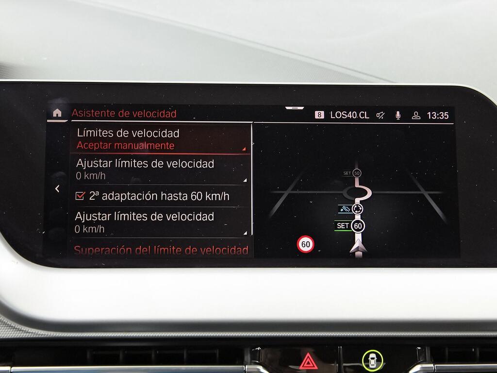 BMW Serie 1 118d Business Auto //  68.006 KM