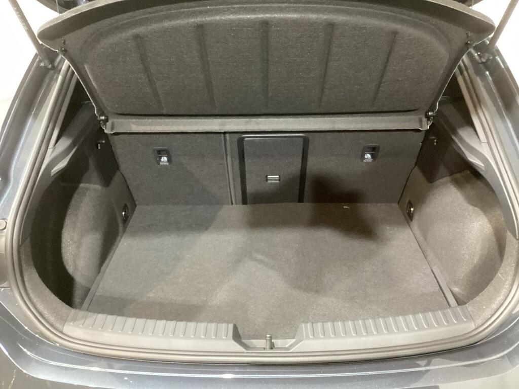 SEAT Leon 1.0 eTSI 81kW DSG-7 S&S FR 25 Aniversario  // 47.046 km