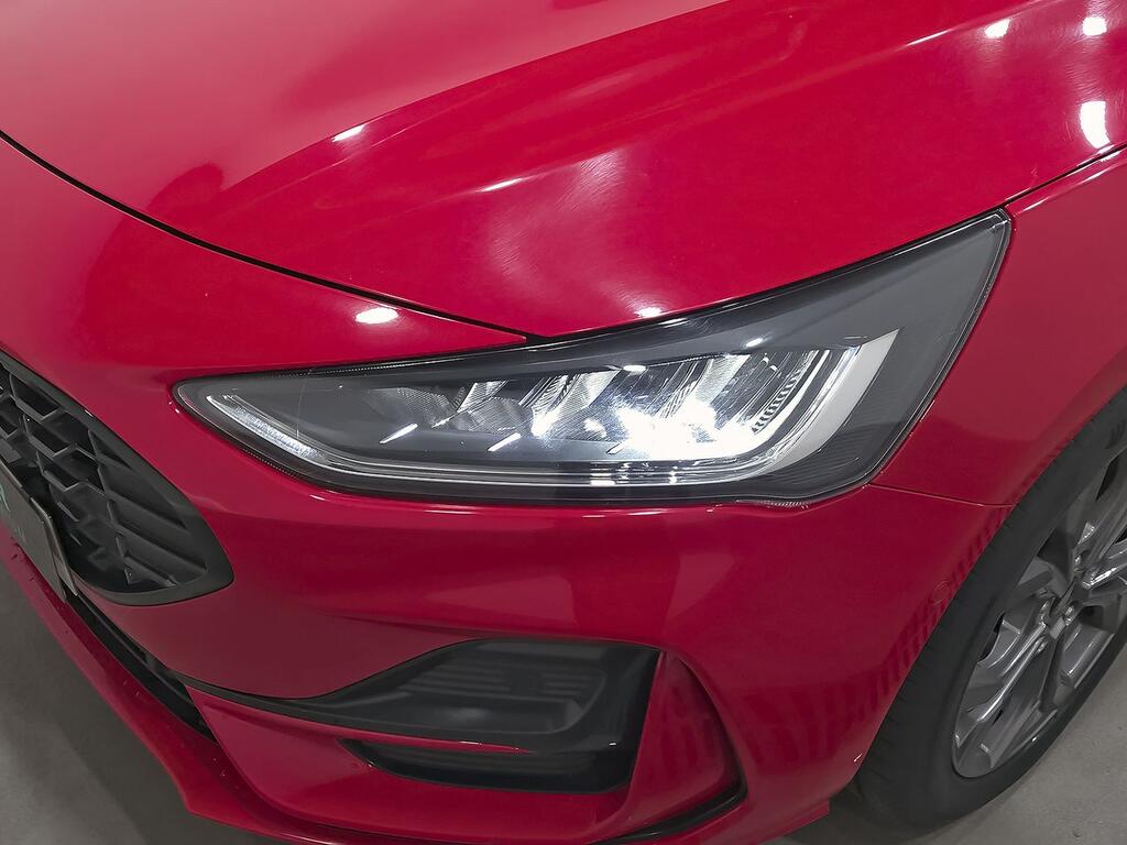 Ford Focus 1.0 Ecoboost MHEV 92kW ST-Line //  38.782 km
