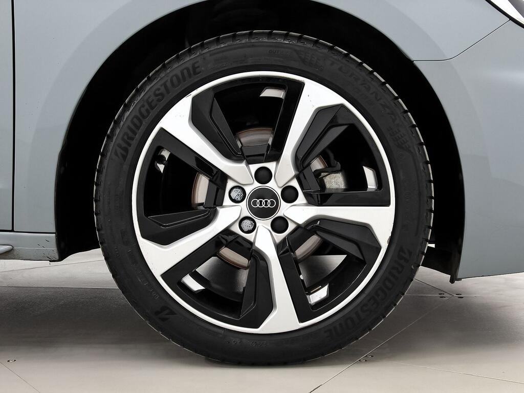 Audi A1 Sportback Adrenalin 30 TFSI 81kW S tron //  59.199 km