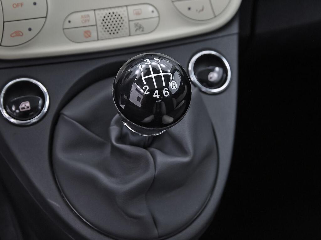 Fiat 500 Dolcevita 1.0 Hybrid 51KW (70 CV)  //  59.850 km