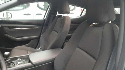 Mazda 3 2.5L e-SKYACTIV G MHEV 103kW Prime-line  //  25.725 km