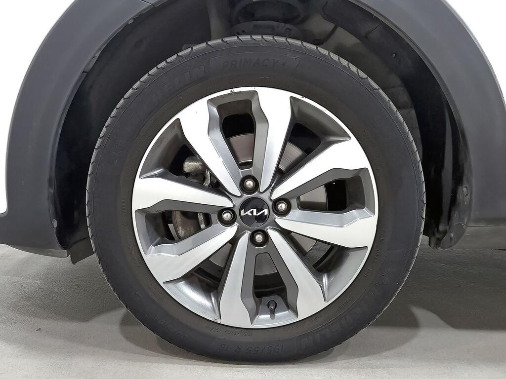 Kia Stonic 1.0 T-GDi 74kW (100CV) MHEV iMT Drive  //  59.000 km