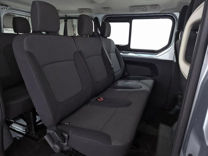 Nissan Primastar Combi 9 2.0dCi 81kW L2H1 1T Go  //  74.799 km