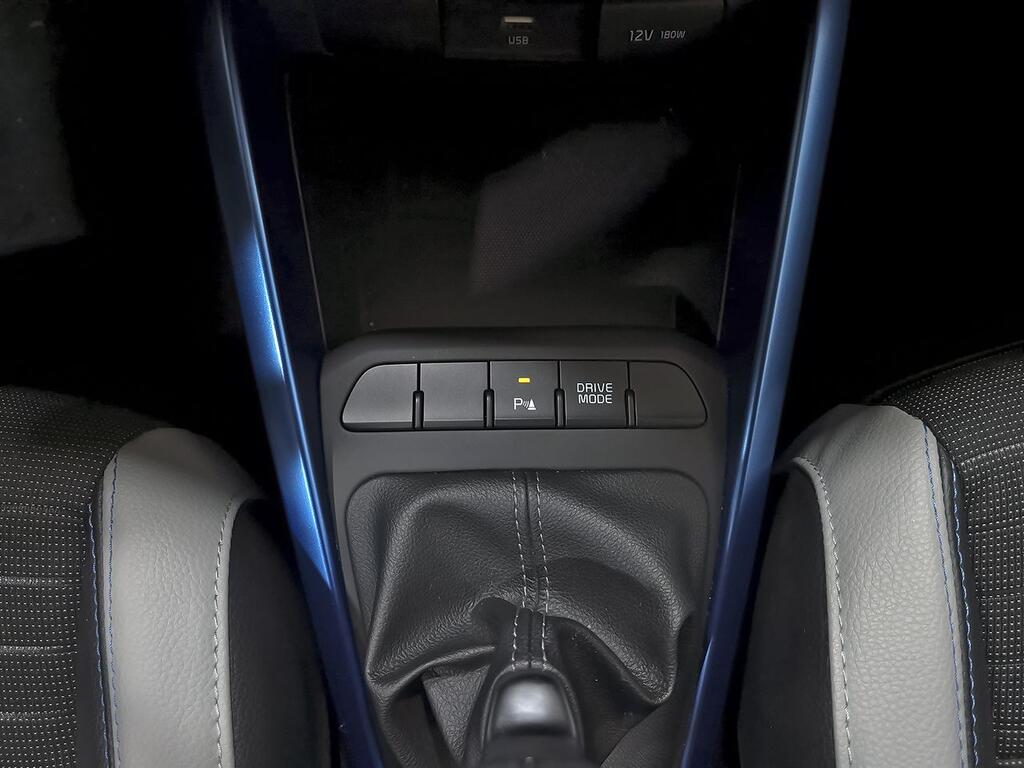 Kia Stonic 1.0 T-GDi 74kW MHEV MT Style Edition  //  4.902 km