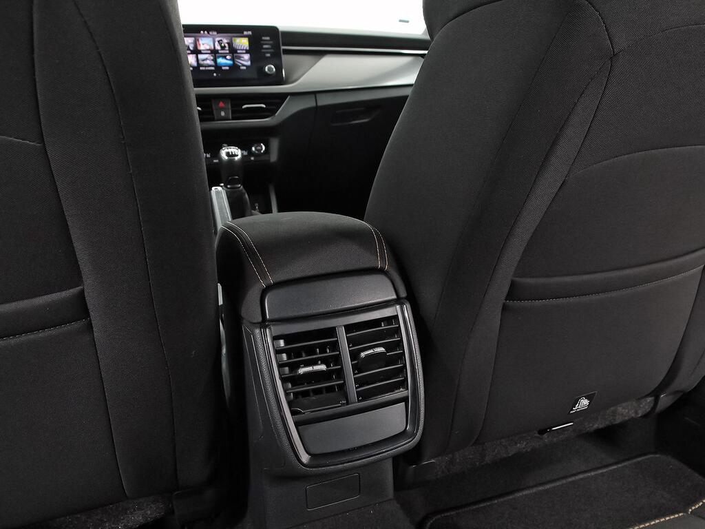 Skoda Kamiq 1.0 TSI 81kW (110CV) SCOUT //  73.118 km