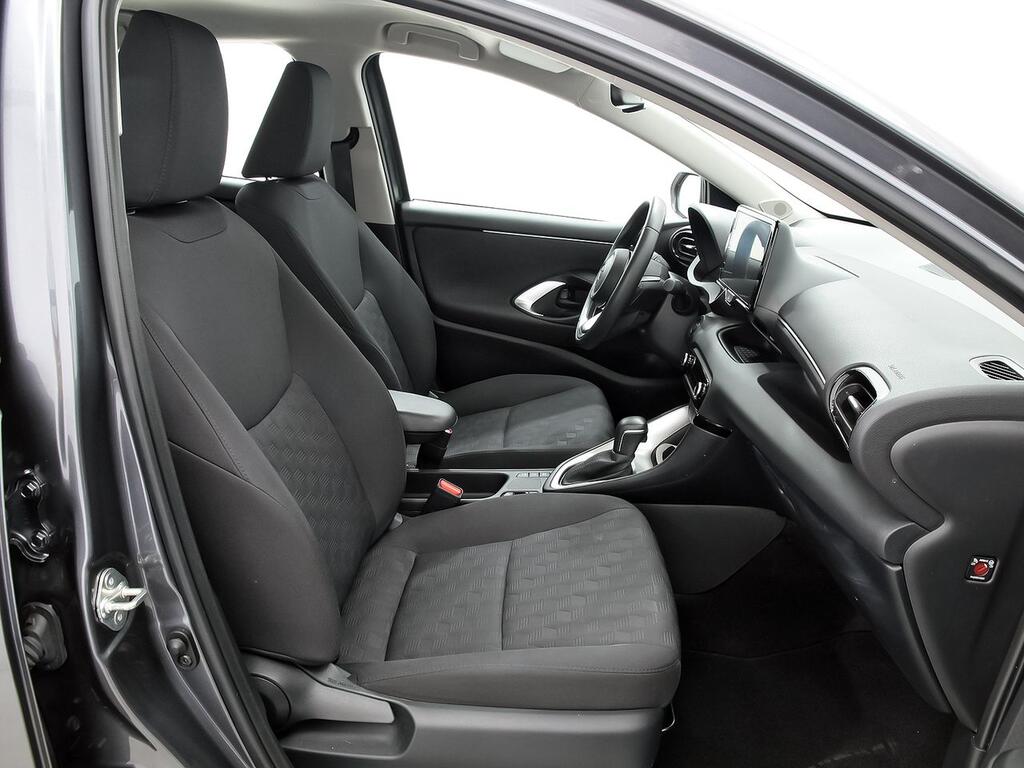 Toyota Yaris 1.5 120H Active Plus  //  29.868 km